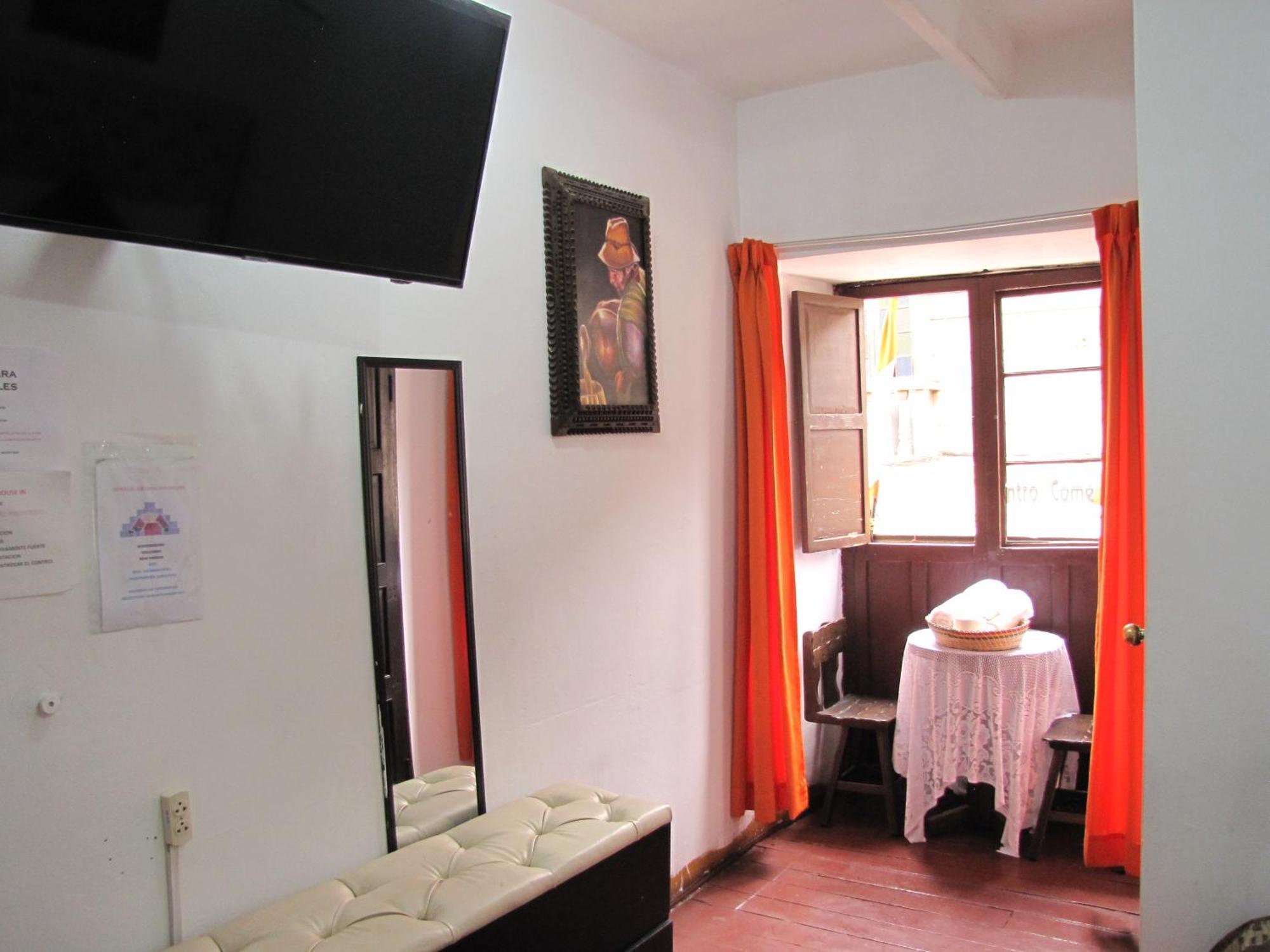 Imperial Golden House Inn Cusco Bagian luar foto