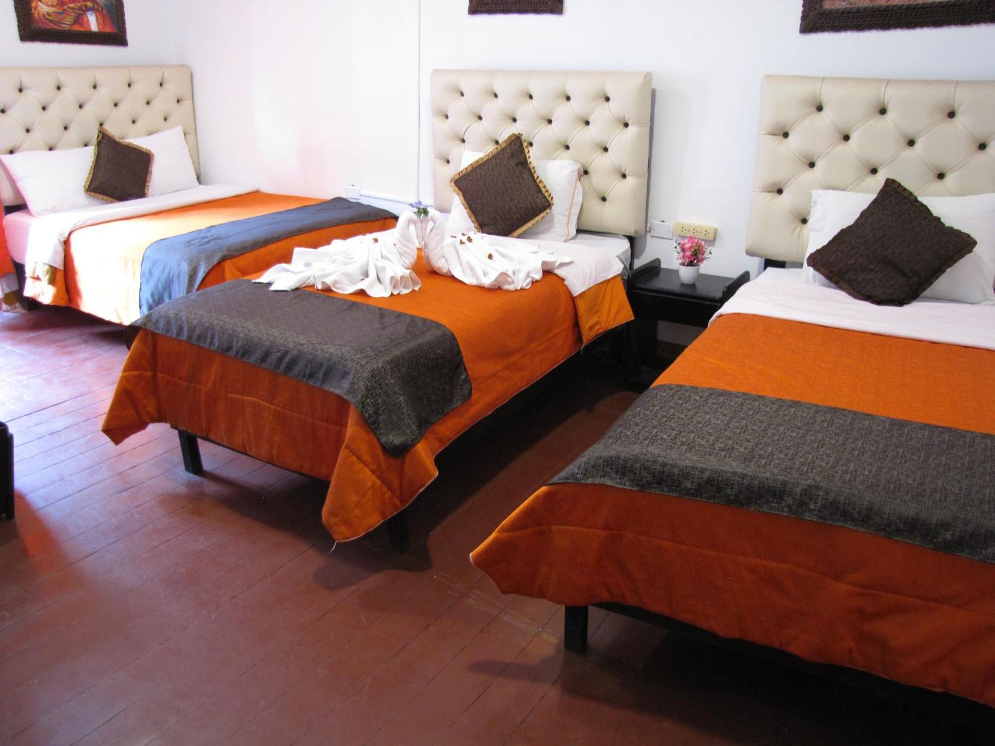 Imperial Golden House Inn Cusco Bagian luar foto